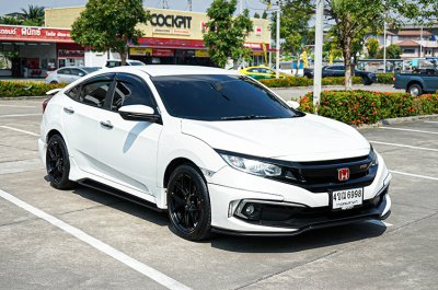 2021 Honda CIVIC 1.8 FC EL