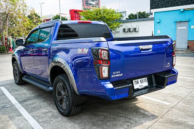 2020 Isuzu D-Max 3.0 Cab-4 Vcross M 4WD