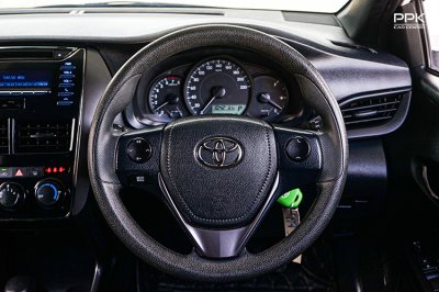 2021 Toyota Yaris 1.2 Entry Hatchback