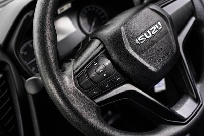 2023 Isuzu D-Max 1.9 S Cab-4
