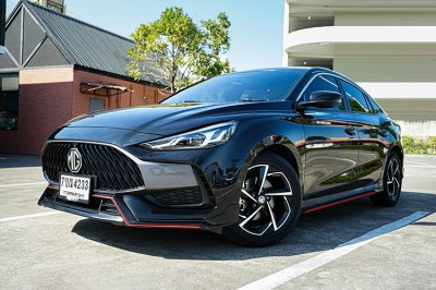 2023 MG5 1.5  D+