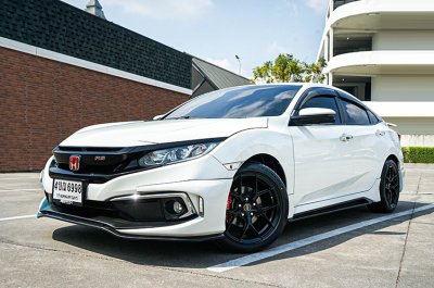 2021 Honda CIVIC 1.8 FC EL