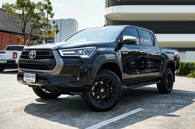 2022 Toyota HILUX REVO 2.4 Double Cab Prerunner Mid