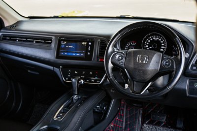 2015 Honda HR-V 1.8  E SUV