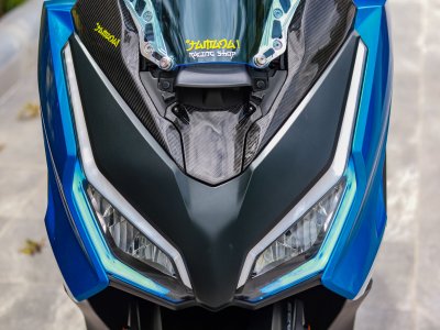 ไฟเลี้ยวในโคม V.3 คาง สีไอซ์บลู FORZA350 2023