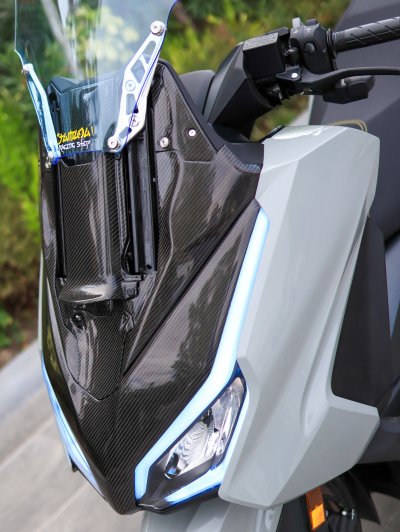 อุดกระจกคาร์บอน ผ้า"Italy" ลาย2เงา สำหรับ FORZA350 ปี2023-ปัจจุบัน