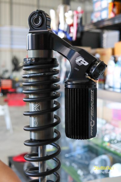 โช๊คหลัง profender Xseries (ตัวท็อบ) Forza350 ปี 2020-ปัจจุบัน ,Forza300 ปี 13-18