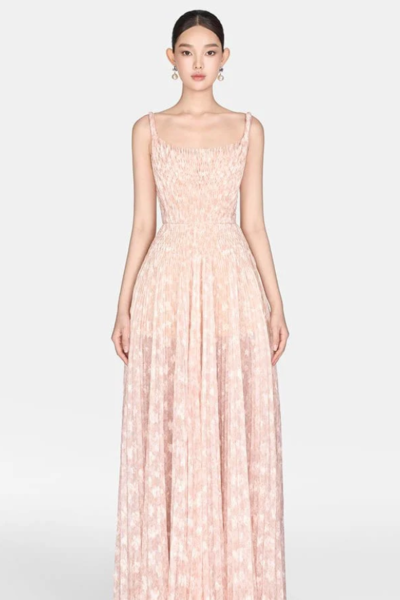 Montsand Floral Pleated