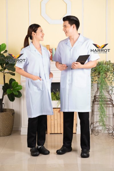 เสื้อกาวน์ แบบสั้น แขนสั้น