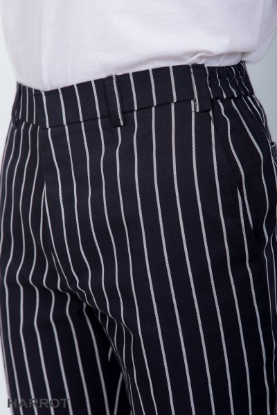 กางเกง ลายลาครัว เอวยางยืดด้านข้าง