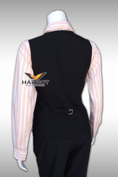 เสื้อกั๊ก กระดุม 4 เม็ด