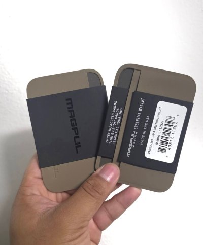 Magpul DAKA Essential Wallet สี FDE