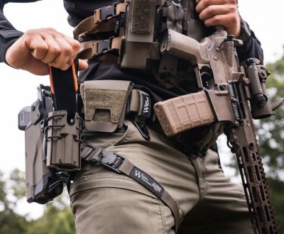 Wilder Tactical Urban Assault Covered Handcuff Pouch (แบบ Fight Light Malice Clip)