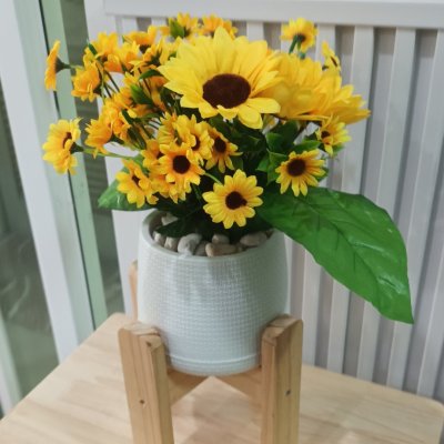 ดอกทานตะวันปลอมในกระถางเบลล่า5นิ้วขาตั้งไม้ Artificial sunflower in Bella pot