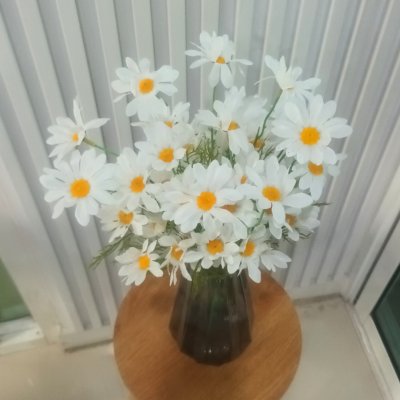 ดอกเดซี่ก้านปลอมดอกไม้ประดิษฐ์ 10 กิ่งต่อช่อ แจกันแก้วทรงสูง Artificial daisy flowers