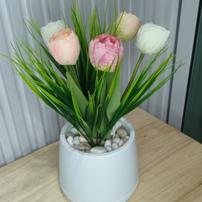 ช่อดอกทิวลิปปลอมดอกไม้ประดิษฐ์ในกระถางเบลล่า 5 นิ้ว Artificial Tulip in a Bella pot