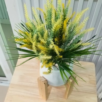 ช่อดอกลาเวนเดอร์ปลอมในกระถางเบลล่าสีขาว5นิ้ว Artificial lavender in Bella plastic pot