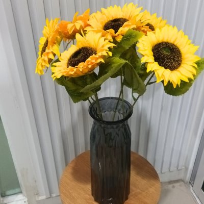 ดอกทานตะวันปลอมดอกไม้ประดิษฐ์ 6 ดอก แจกันแก้วทรงสูง Artificial Sunflowers