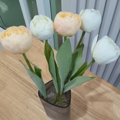 ช่อดอกทิวลิปปลอมดอกไม้ประดิษฐ์ในกระถางเบลล่า 5 นิ้ว Artificial Tulip in a Bella pot