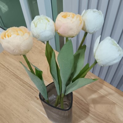 ช่อดอกทิวลิปปลอม 5 ดอกแต่งบ้านแต่งร้าน Artificial tulip flower.