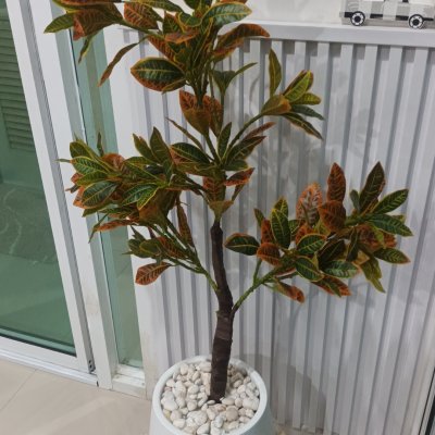 ต้นโกสนปลอมต้นไม้ประดิษฐ์ Artificial / Fake Croton Tree