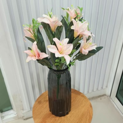 ดอกลิลลี่ปลอมดอกไม้ประดิษฐ์ 10 ดอกต่อช่อ โทนสีเดียว แจกันแก้วทรงสูง Artificial Lily flowers