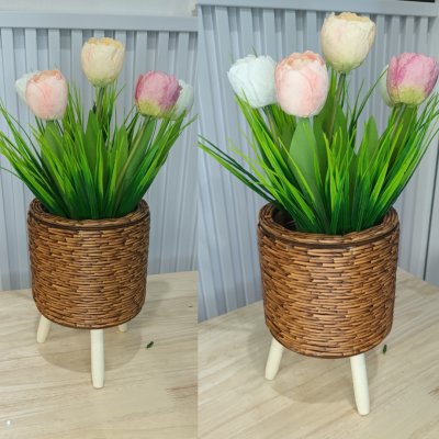 ดอกทิวลิปปลอมดอกไม้ประดิษฐ์ในตะกร้าสานหวายเทียม (พลาสติก) Artificial Tulip in plastic basket