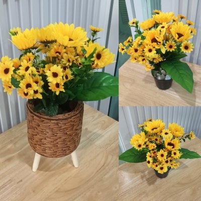 ดอกทานตะวันปลอมดอกไม้ประดิษฐ์ในตะกร้าสานขาไม้ Artificial sunflower in basket with wooden stand