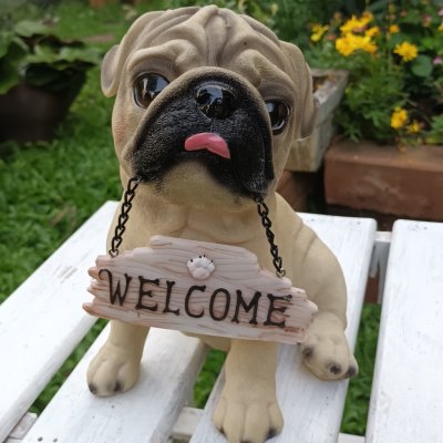 ตุ๊กตาหมาปั๊กเรซิ่น / หมาบีเกิ้ลเรซิ่น พร้อมป้าย Welcome Pug Resin Doll / Beagle Resin Dog