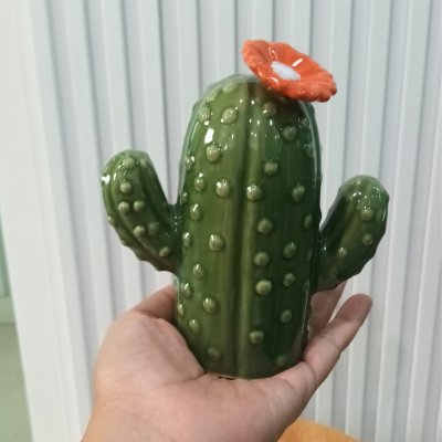 (2 ชิ้น)ต้นกระบองเพชรเซรามิกน่ารัก Cute ceramic cactus.