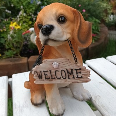 ตุ๊กตาหมาปั๊กเรซิ่น / หมาบีเกิ้ลเรซิ่น พร้อมป้าย Welcome Pug Resin Doll / Beagle Resin Dog
