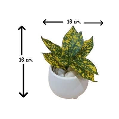 ต้นไม้ปลอมขนาดเล็กกับกระถางดินเผาทางนมวัว 4 นิ้ว Small artificial plant