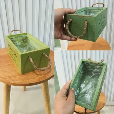 กล่องไม้โทนสีเขียววินเทจ Vintage green-tone wooden box
