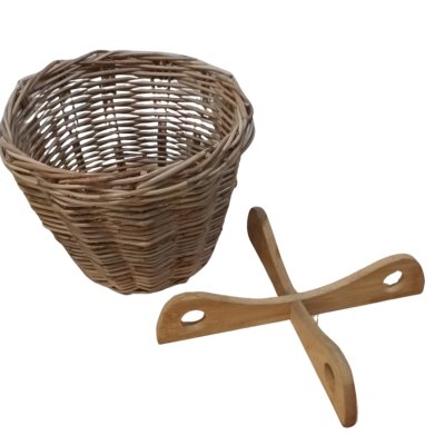 ต้นไม้ปลอมประดิษฐ์ใบสวยตะกร้าหวาย 5-6 นิ้ว ขาตั้งไม้ Artificial plant a wicker basket