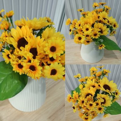 ช่อดอกทานตะวันช่อรวม แจกันพลาสติกสีขาว มินิมอลSunflower bouquet plastic vase