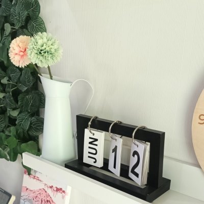 ปฏิทินตั้งโต๊ะมินิมอลแต่งบ้านแต่งร้าน Minimalist desk calendar