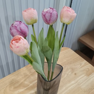 ดอกทิวลิปปลอมดอกไม้ประดิษฐ์ในตะกร้าสานหวายเทียม (พลาสติก) Artificial Tulip in plastic basket