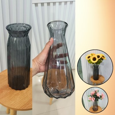 แจกันแก้วทรงสูงสำหรับดอกไม้ปลอมประดิษฐ์ Tall glass vase