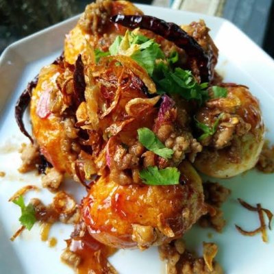 ข้าวไข่ลูกเขยหมูสับ