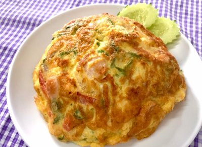 ข้าวไข่เจียวเบคอน(2 ฟอง)