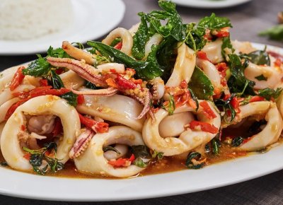 ข้าวกะเพราทะเล