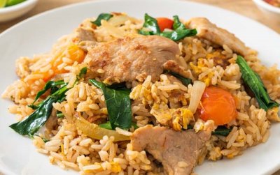 ข้าวผัดหมู