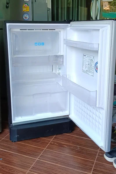 ตู้เย็นพานาโซนิค NA-AH148 ขนาด 4.9 คิว