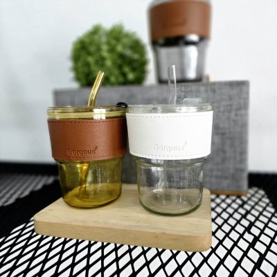 ของชำร่วยงานศพแก้วน้ำสายหนัง พร้อมกล่อง