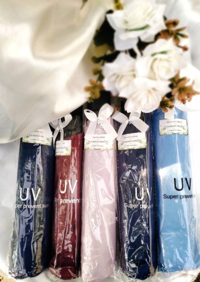 ของชำร่วยงานศพ ร่มพับ 3 ตอนแบบสี