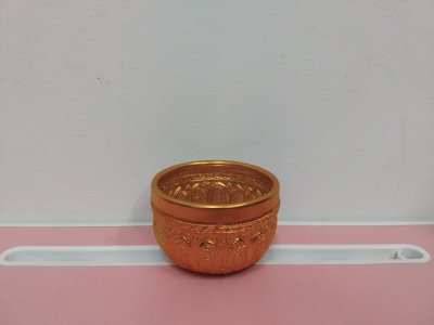 ขัน 7 ซม. สีทอง/มะลิ 12ชิ้น/แพ็ค ราคา25บาท