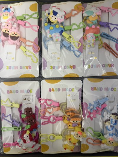81714#เซ็ตกิ๊บ+ยางรัดผมแผง 8 PCS. 12ชิ้น/แพ็ค ราคา20 บาท
