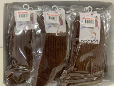 T104/2-92#ถุงเท้าไหมพรมหญิงแบบหนา นต. 9-12 แพ็ค 12 ชิ้น ราคา 25 บาท