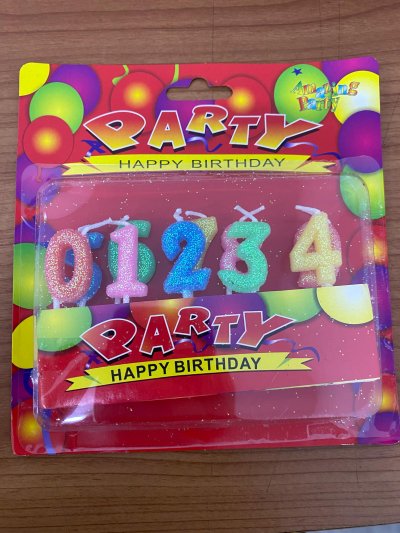 A074-03#เทียนวันเกิด 12ชิ้น/แพ็ค ราคา20บาท