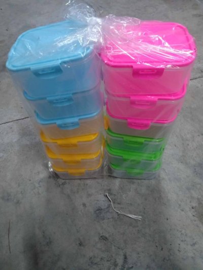 A-149#กล่องฝาล็อค(ตัวใส/ฝาสี) บรรจุ12ชิ้น/แพ็ค ราคา15บาท/ชิ้น